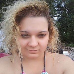 Meet your Posher, Alexandra